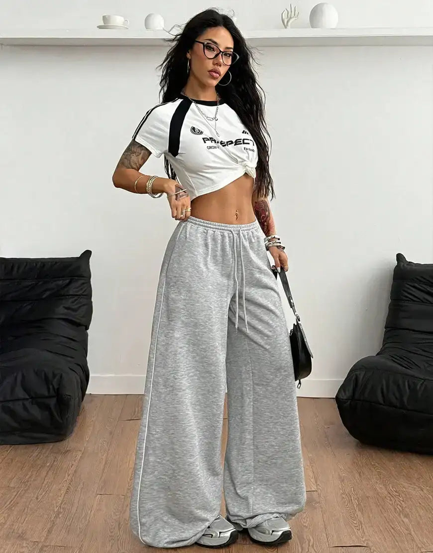 LT1K Single Side Piping Detail Wide-Leg Trouser.(Perfect For All Season)
