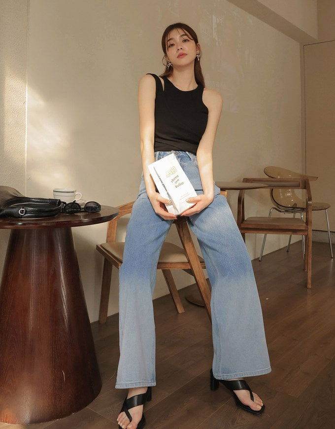 LT1K Blue Two-Tone Wide-Leg Jeans. - lessthan1thousand