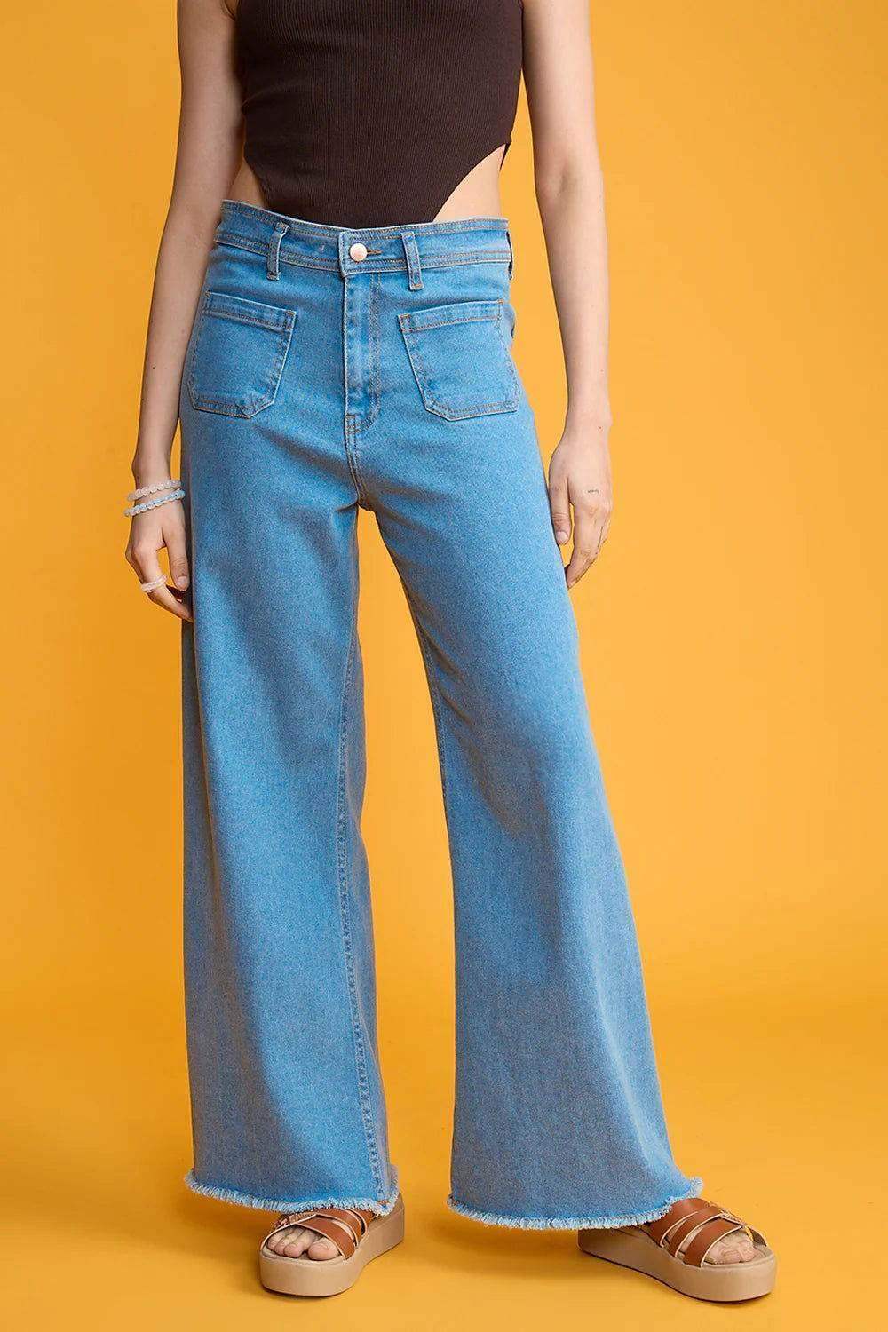 LT1K Light Blue Utility Pocket Wide-Leg Frayed Hem Jeans. (MINOR FAULT) - lessthan1thousand