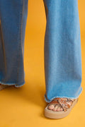LT1K Light Blue Utility Pocket Wide-Leg Frayed Hem Jeans. - lessthan1thousand
