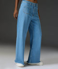 ZARA Light Blue Utility Pocket Wide-Leg Frayed Hem Jeans. - lessthan1thousand
