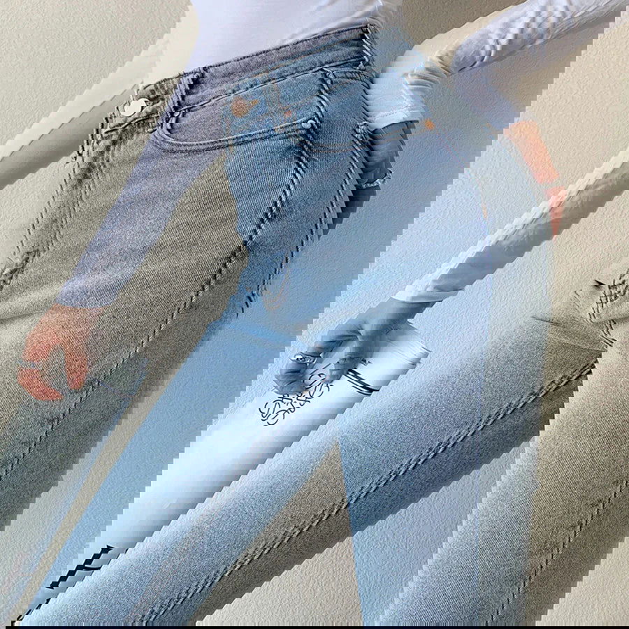 MANGO Light Blue High-Waisted Flare Jeans (Minor Fault) - lessthan1thousand