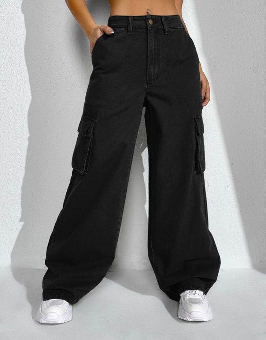 BERSHKA Faded Black Cargo Wideleg Jeans. - lessthan1thousand