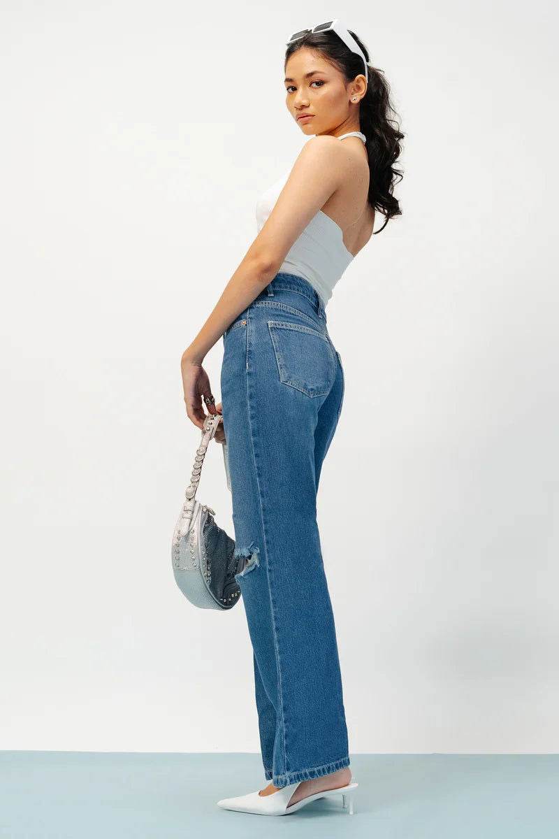 ZARA Dark Blue Knee-Ripped High-Waisted Wide-Leg Jeans. - lessthan1thousand