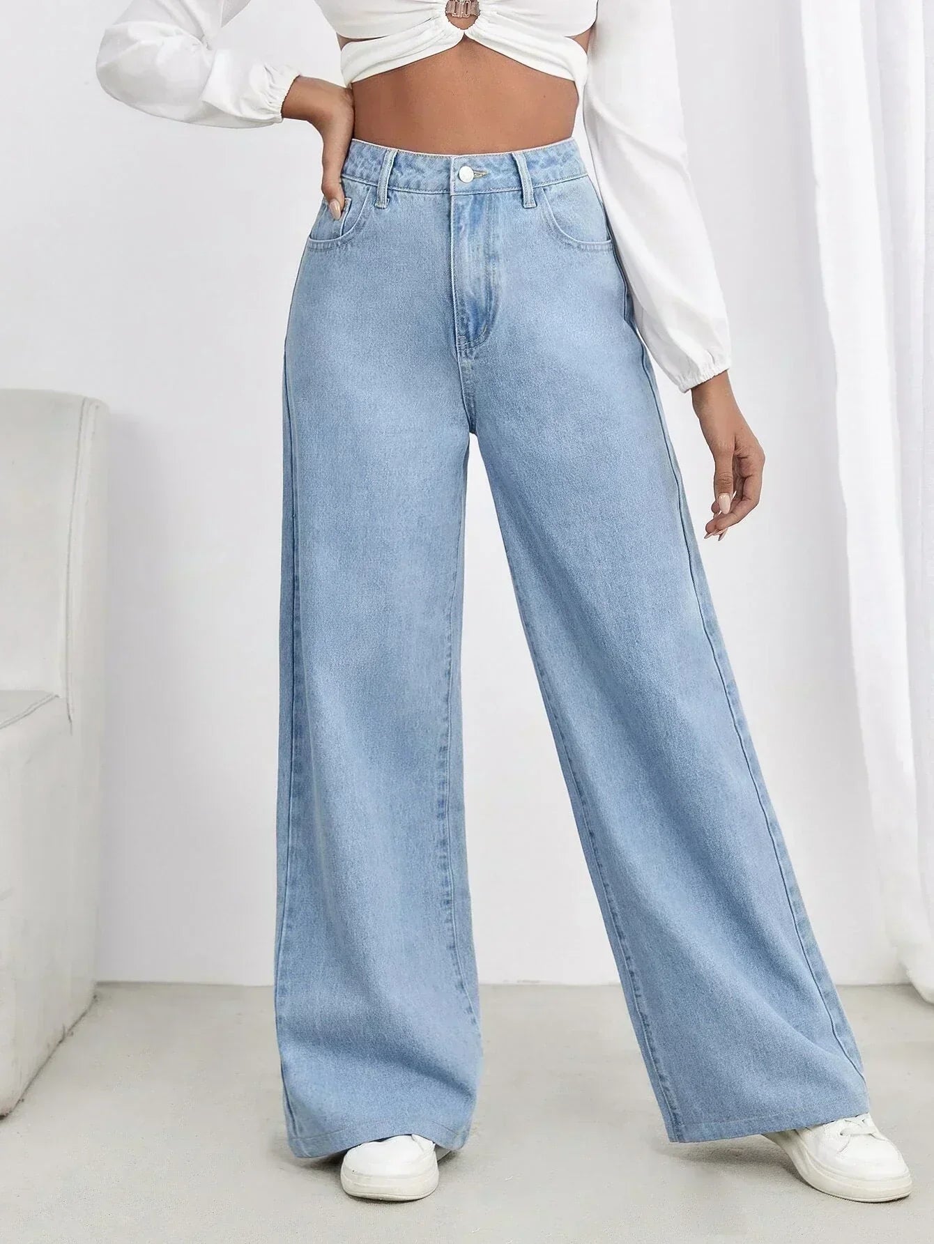 MNG High-Waisted Light Blue Wide-Leg Jeans. (Minor Fault) - lessthan1thousand