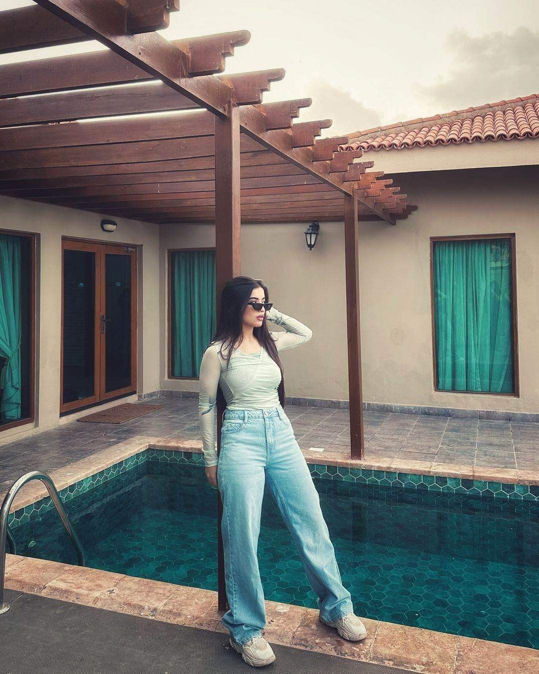 Bershka Light-Blue High-Waisted Loose Jeans - lessthan1thousand