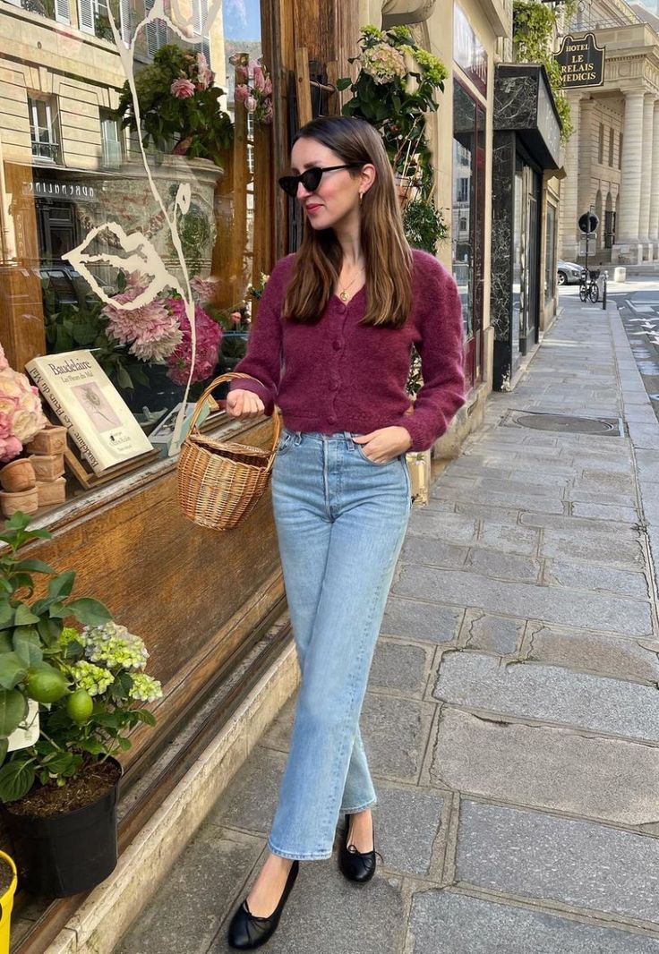 MNG Light-Blue High-Waisted Loose Jeans. - lessthan1thousand