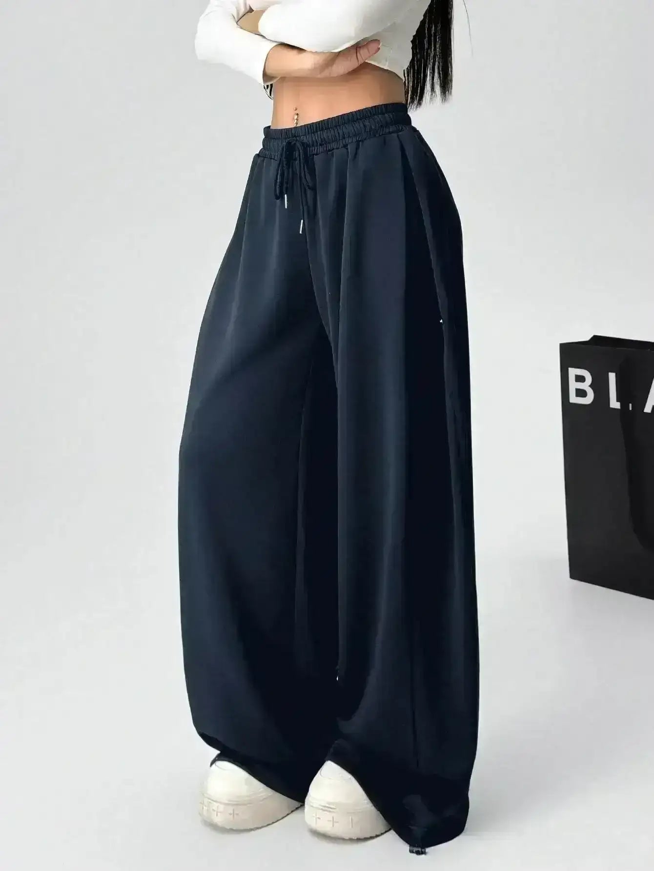 LT1K Wide-Leg Trouser.(Perfect For All Season)