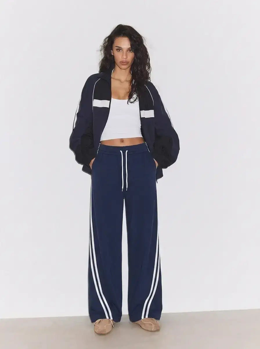 LT1K Double Overlap Wide Leg Trousers. (Perfect For All Season).