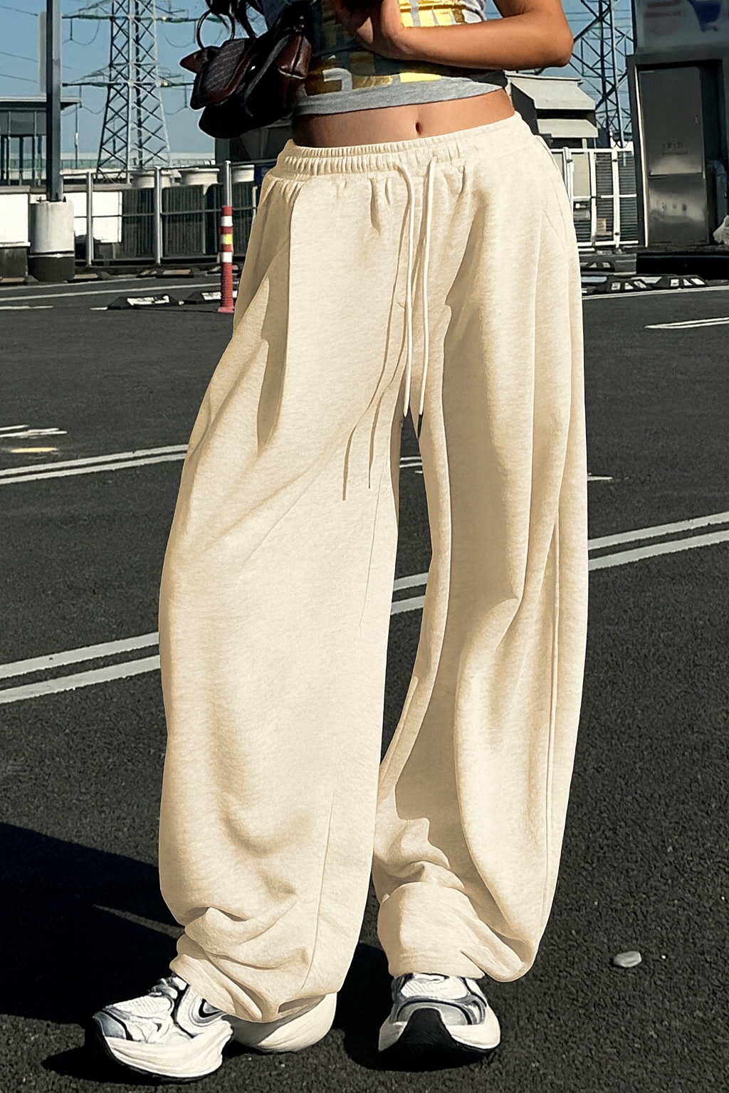 LT1K Sand Trouser With Stopper Finish On Hem.(Perfect For All Season)