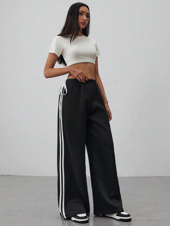 Black Side Stripe Wide-Leg Trouser With Cute Little Bow.