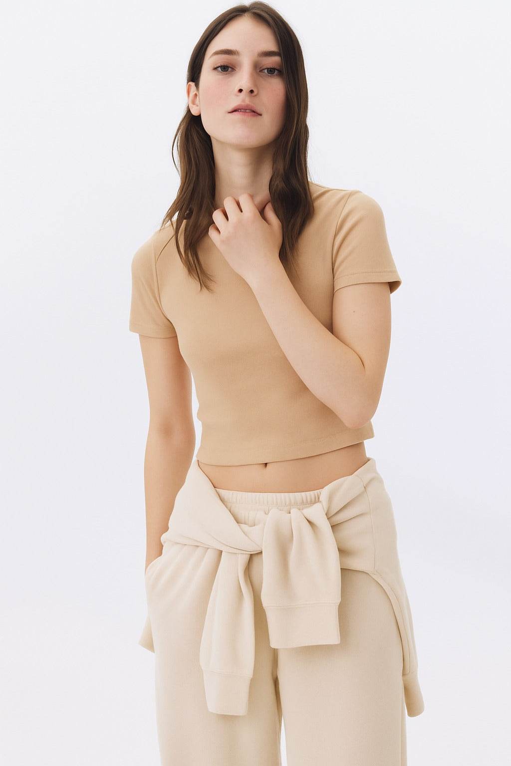 LT1K Slim Khaki Essential T-Shirt.