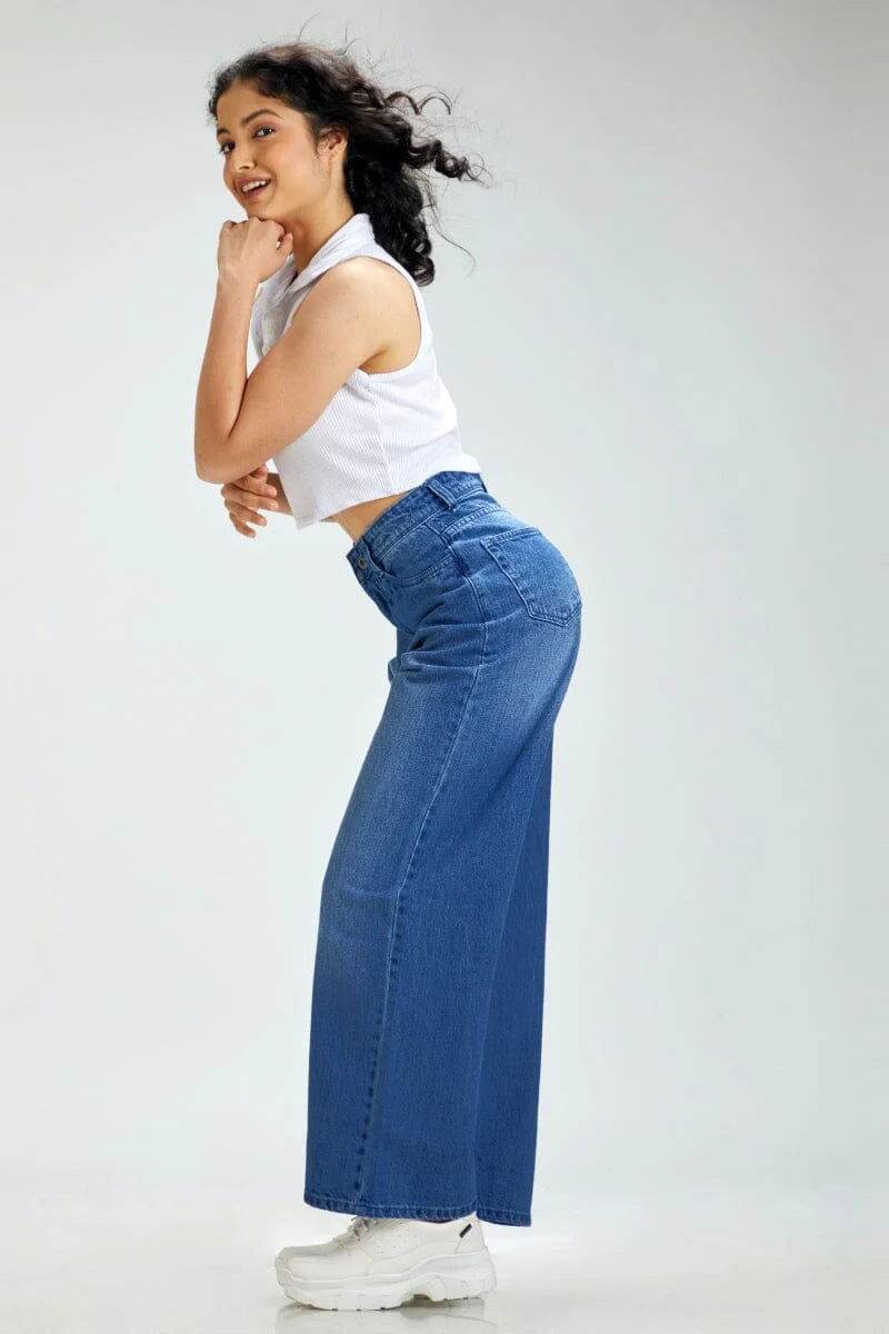 ZARA MID-Blue Wide Leg Jeans. - lessthan1thousand