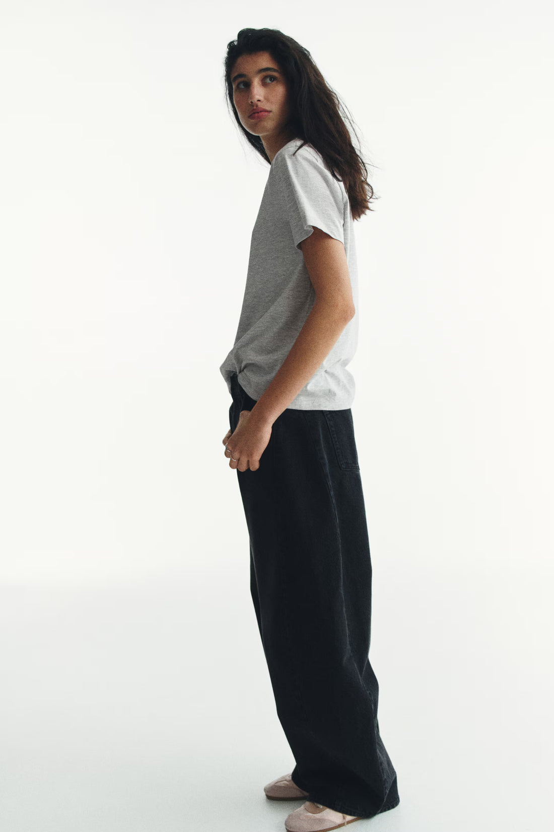 LT1K Regular Grey Essential T-Shirt.