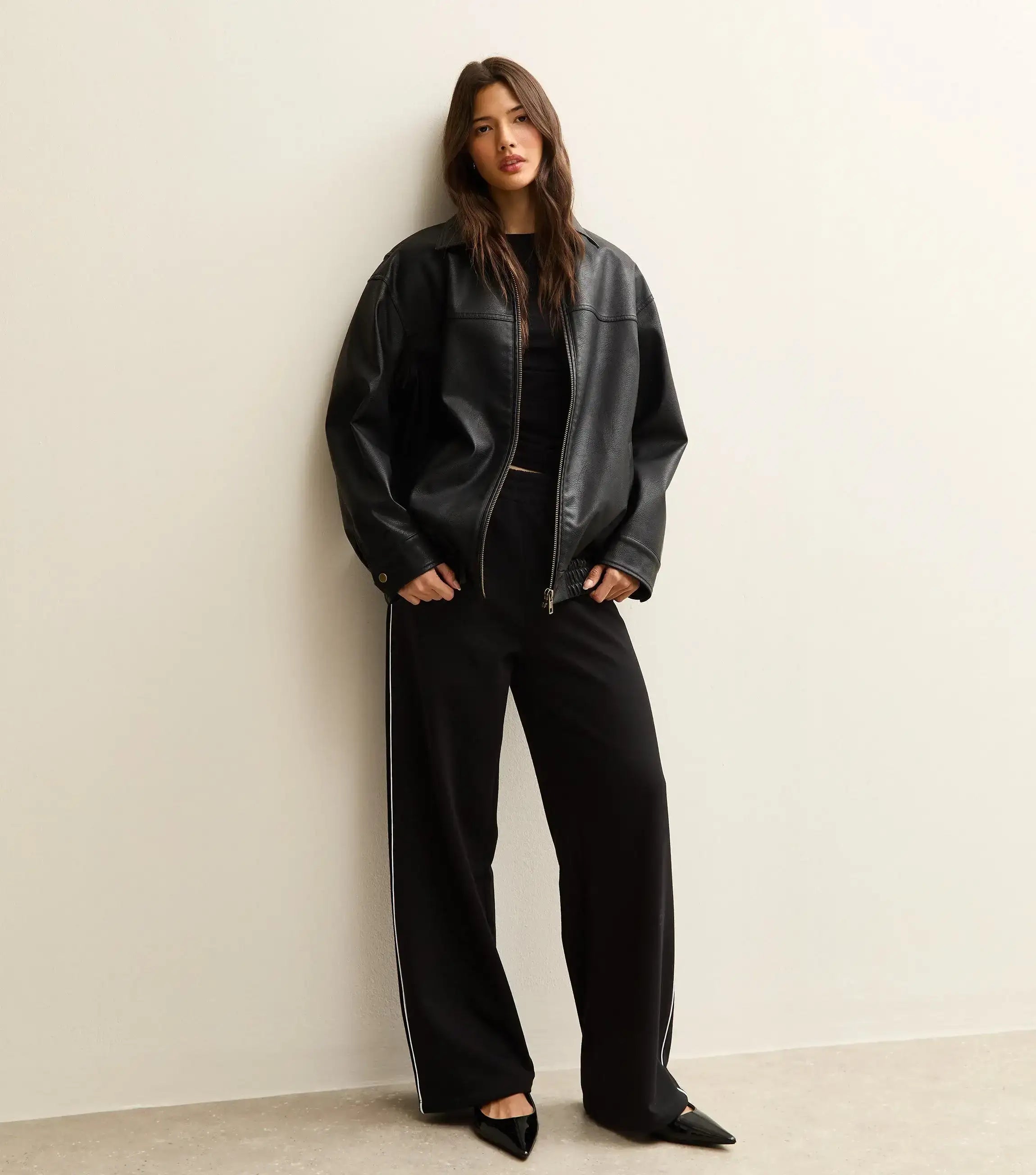 LT1K Single Side Piping Detail Wide-Leg Trouser.(Perfect For All Season)