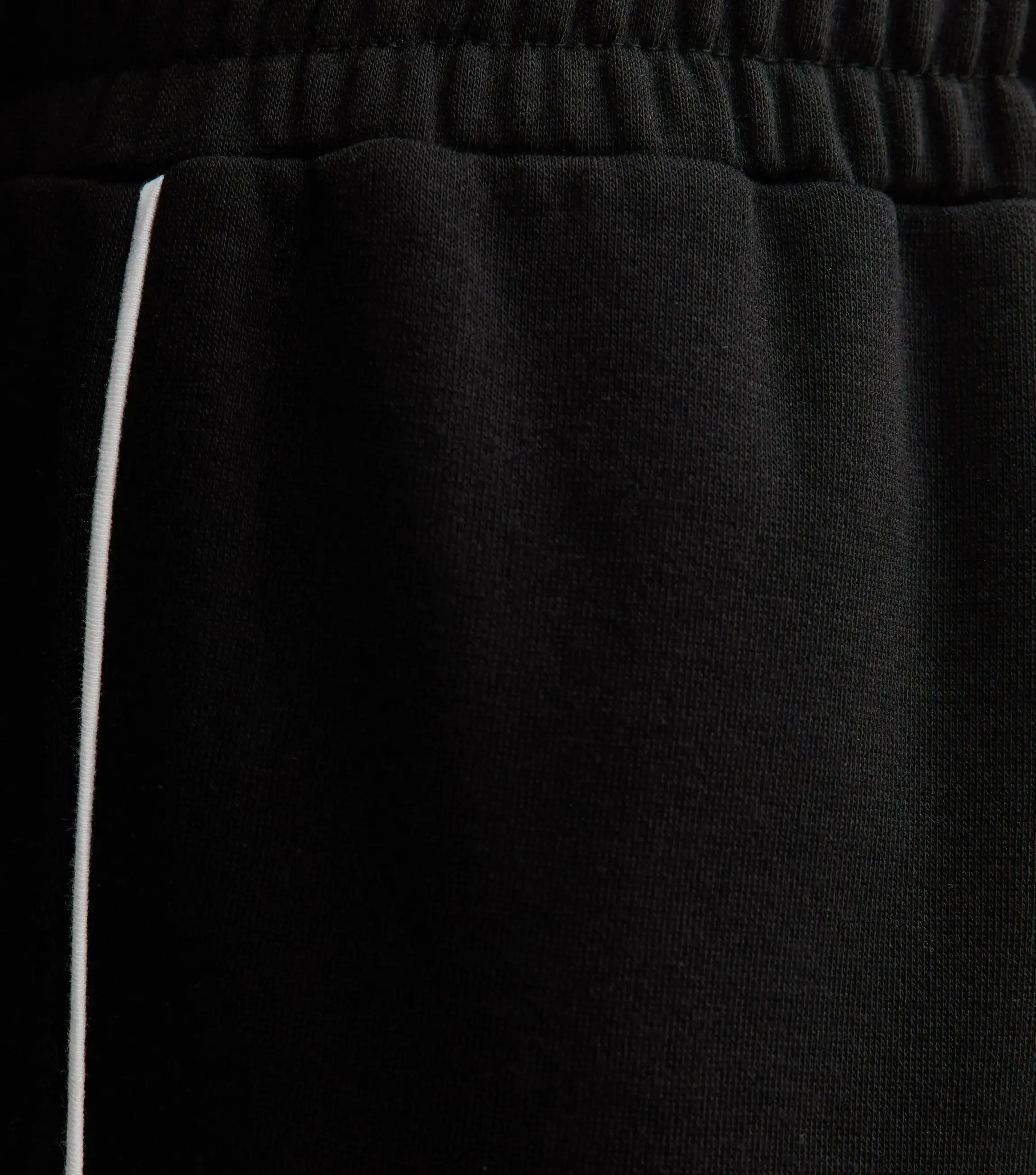 LT1K Single Side Piping Detail Wide-Leg Trouser.(Perfect For All Season)