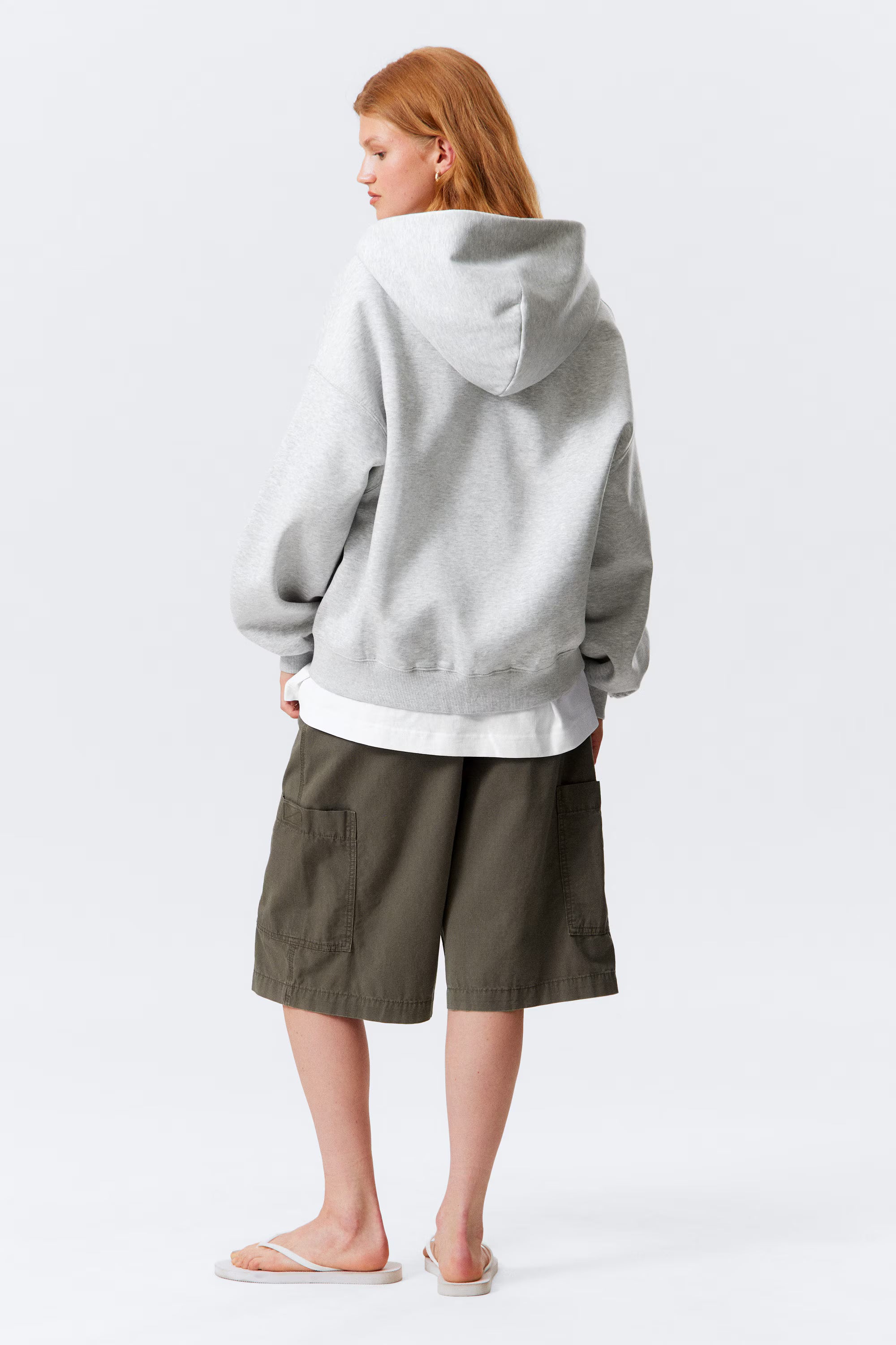 LT1K Grey Zipper Oversize hoodie.