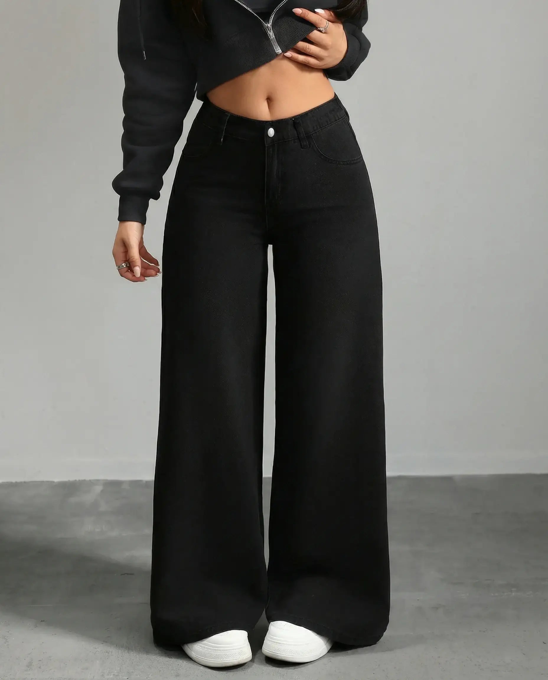 LT1K Pure Black High Waist Wide-Leg Jeans.