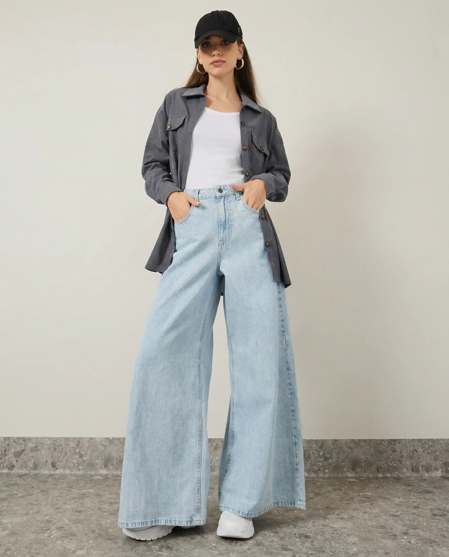 LT1K Light Blue Wide-Leg Jeans.
