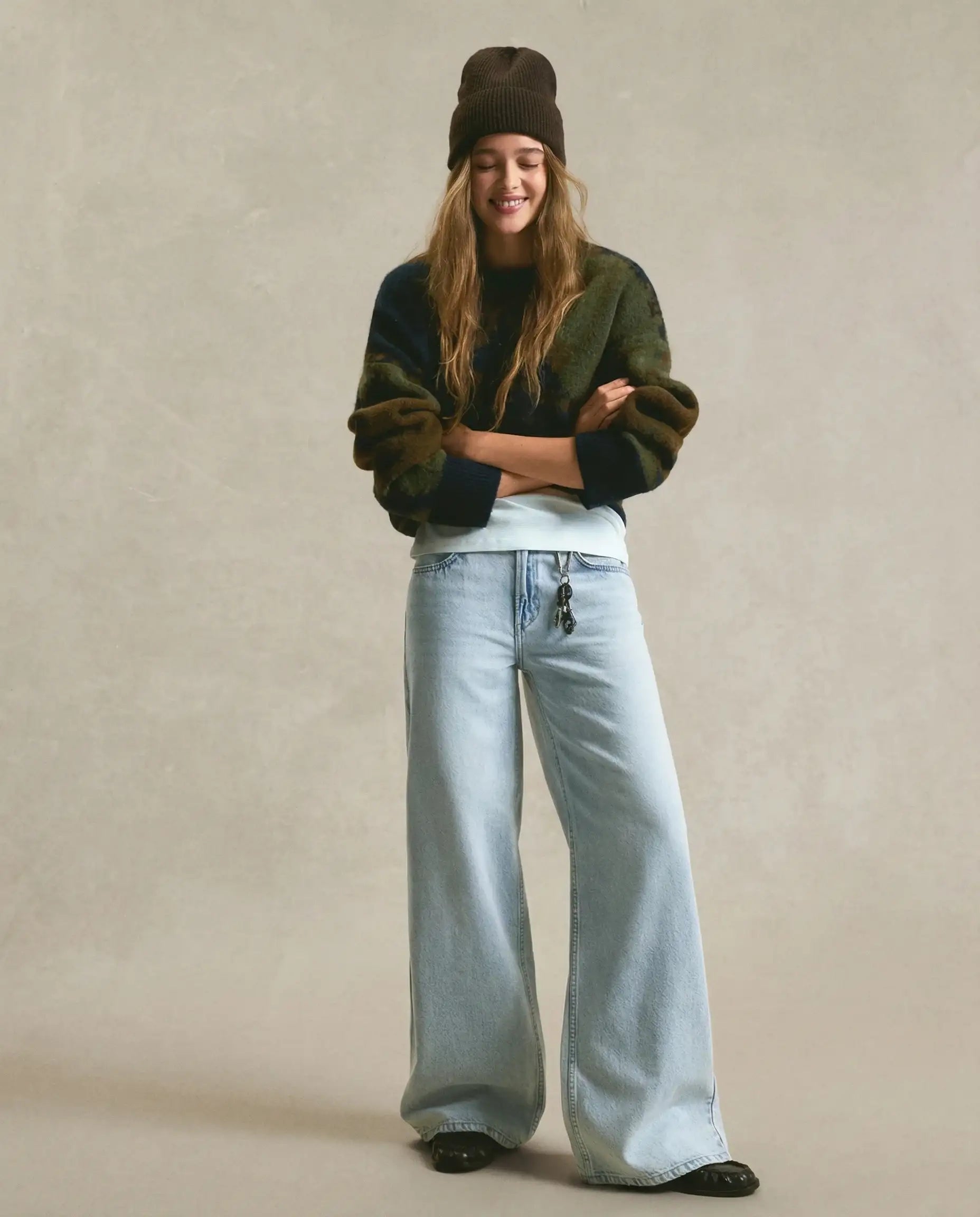 LT1K Light Blue Wide-Leg Jeans.