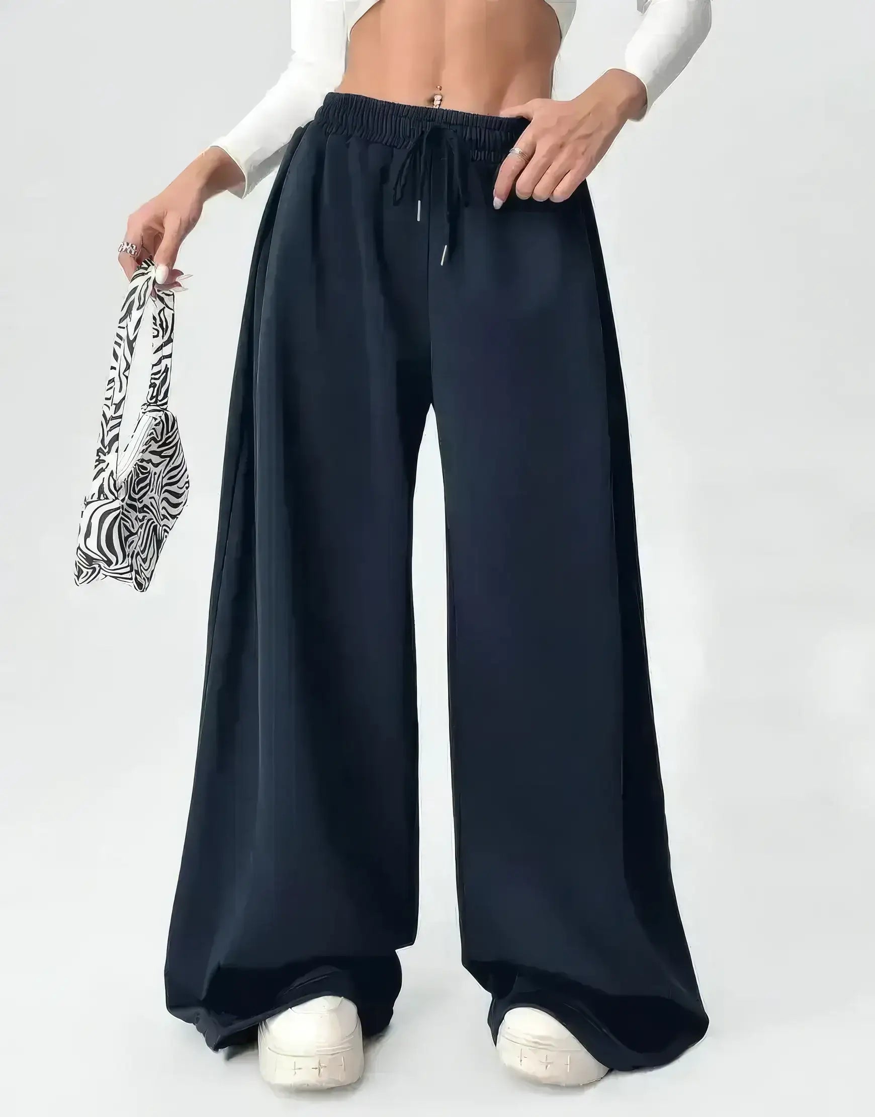 LT1K Navy Blue Wide-Leg Trouser.(Perfect For All Season)