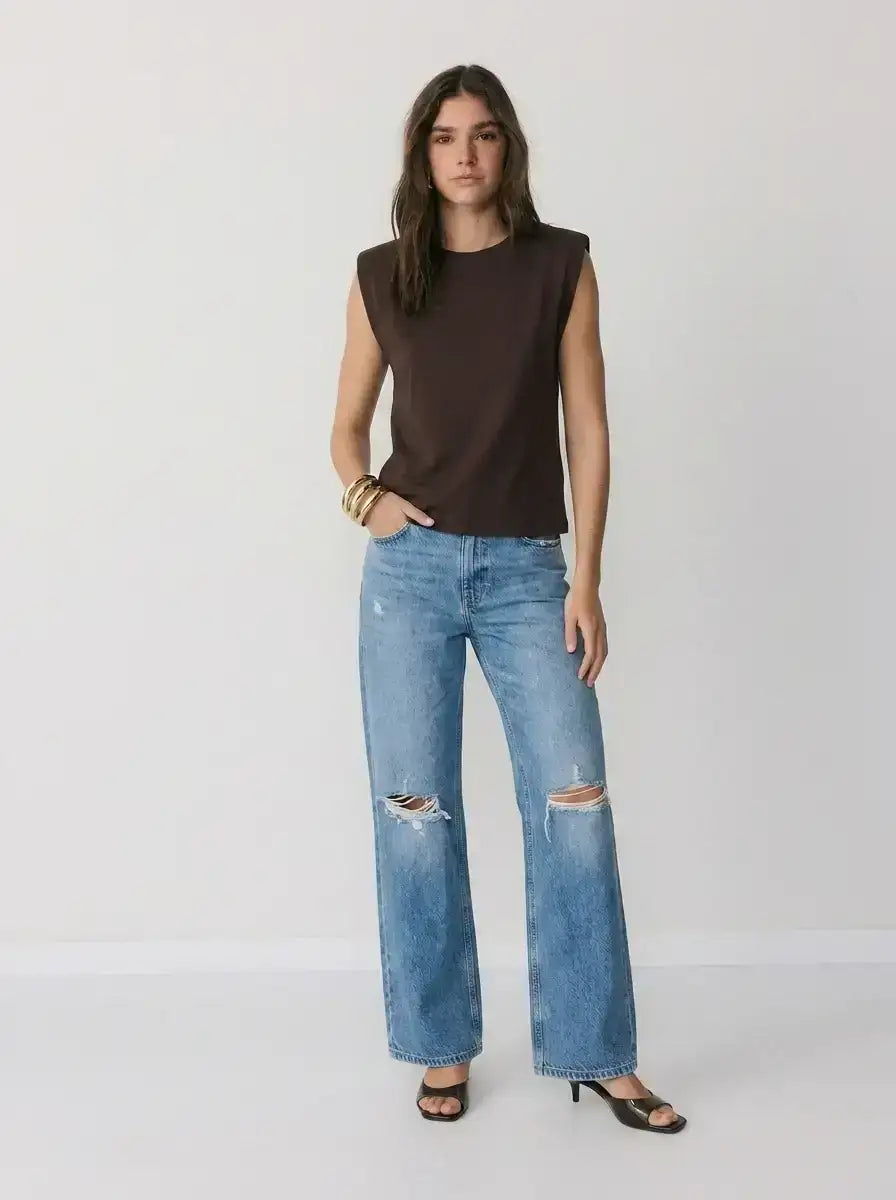 LT1K Regular Sleeveless T-Shirt.