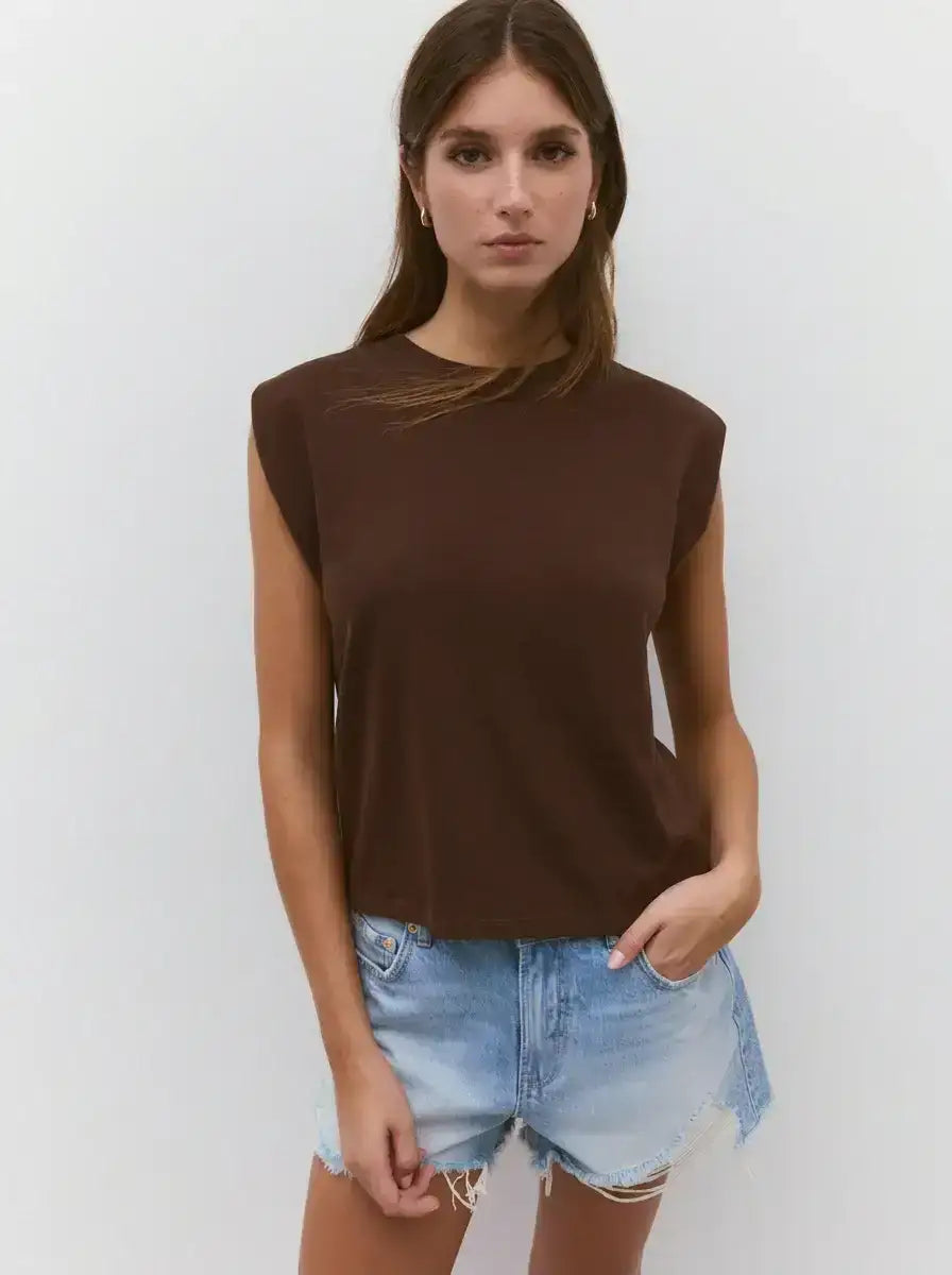 LT1K Regular Sleeveless T-Shirt.