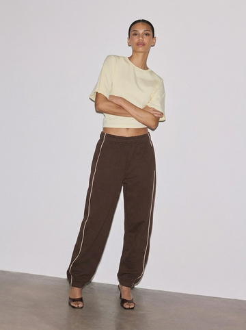 LT1K Double Piping Baggy Jogger. (Perfect For All Season).