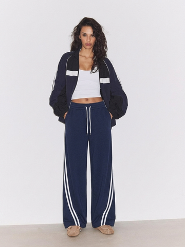 LT1K Double Overlap Wide Leg Trosuers. (Perfect For All Season).