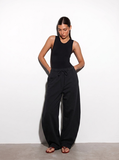 LT1K Barrel High-Waist Trosuers. (Perfect For All Season).