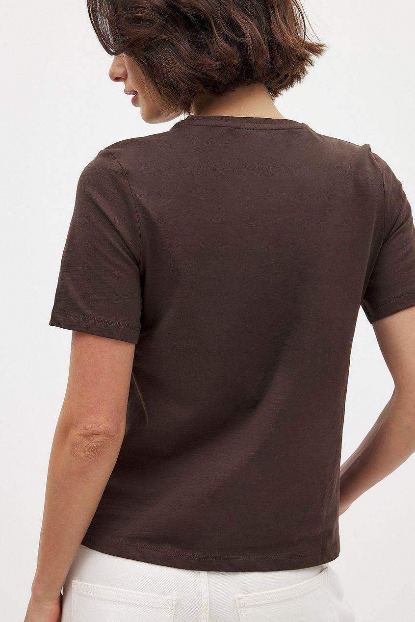 LT1K Essential Regular T-Shirt.
