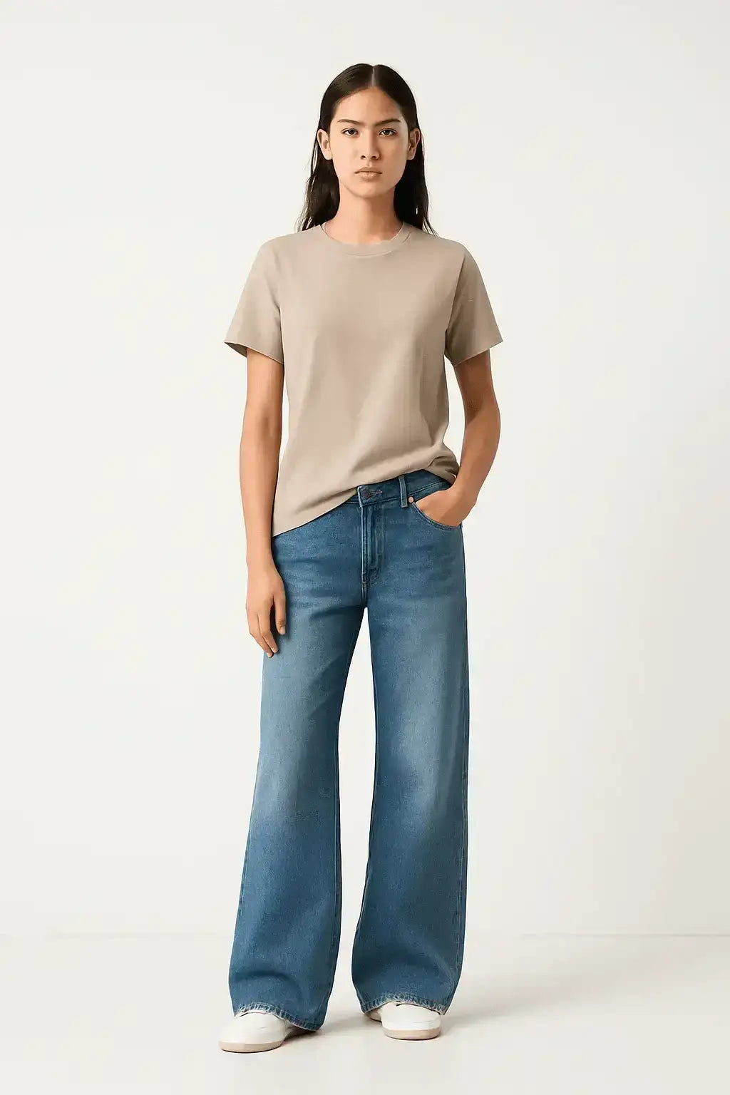 LT1K Essential Regular T-Shirt.