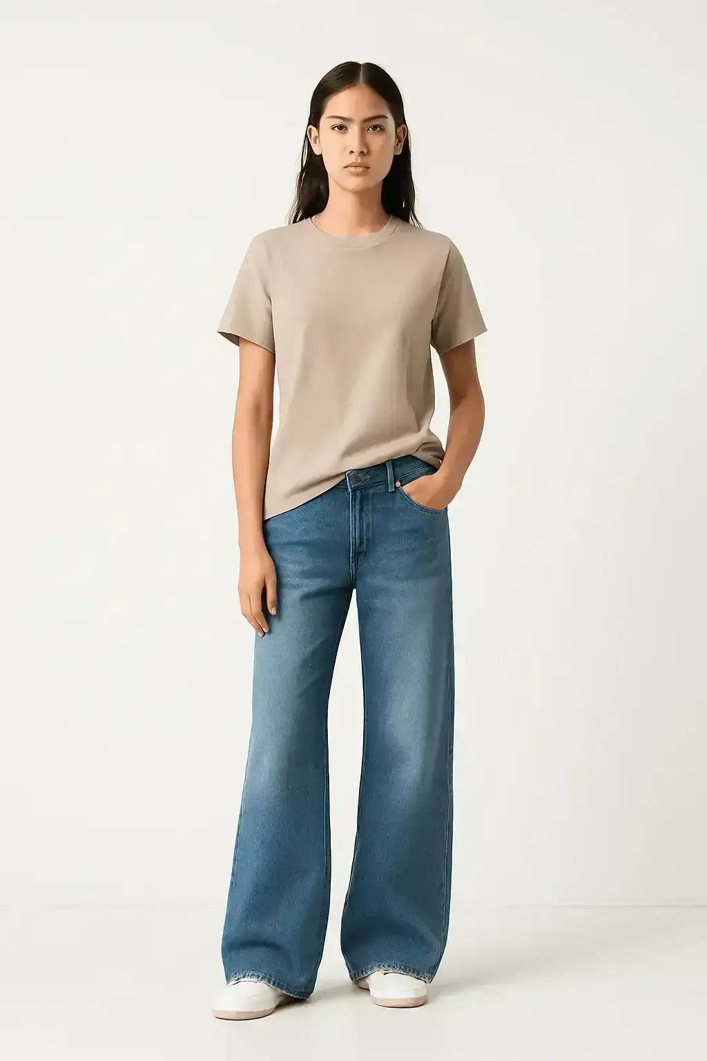 LT1K Essential Regular T-Shirt.